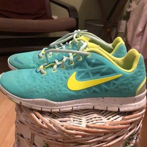 Nike Blue/Green Sneakers
